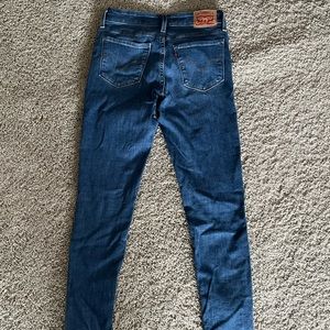 Levi’s blue jeans - 711 style- size 25